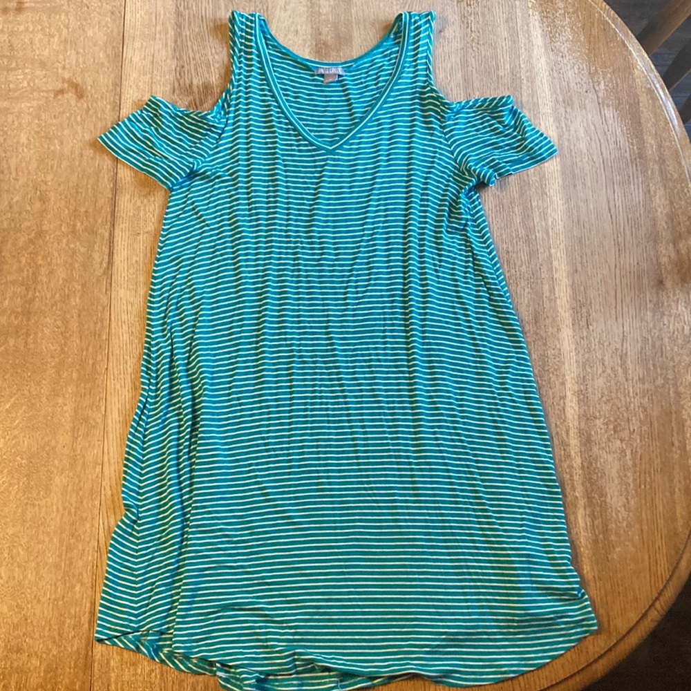 Women’s dress